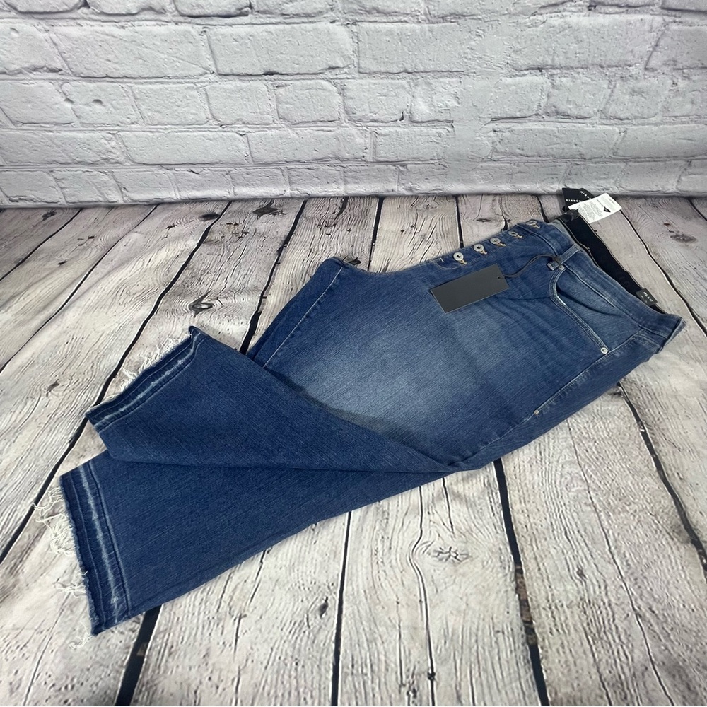 *NEW* Torrid Sky High Skinny Crop Premium Denim‎ Jeans Size 28W (B14)